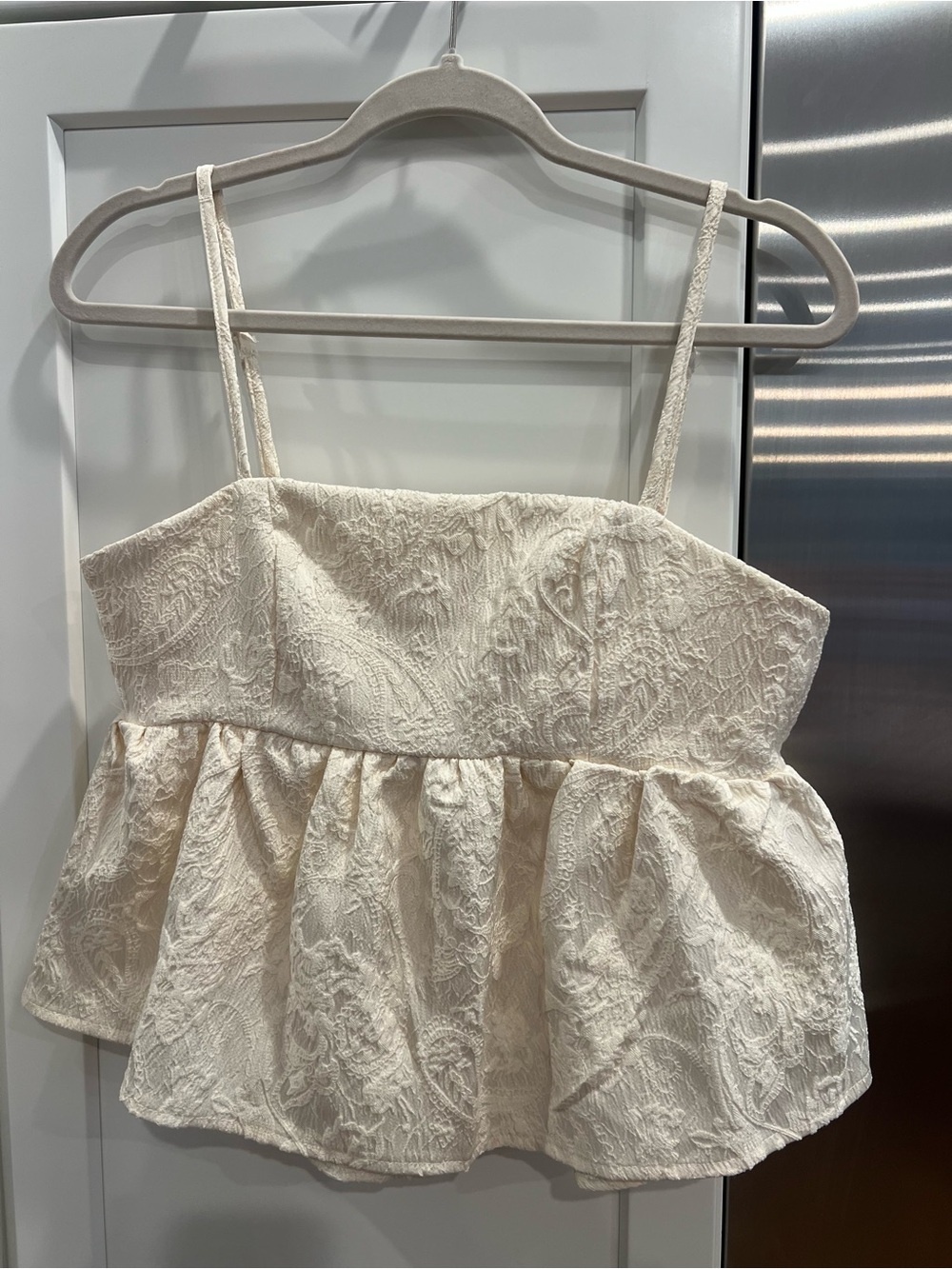 SHEIN Cream Yellow Textured Lace Peplum Cami Top Large